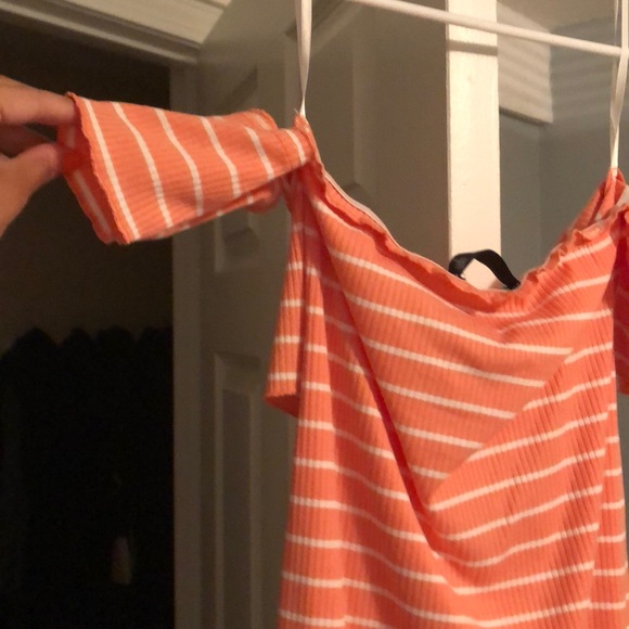 Dress - Picture 2 of 5